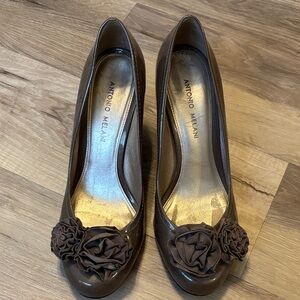 Antonio Melani Tan Wedge Heels – Women’s 9